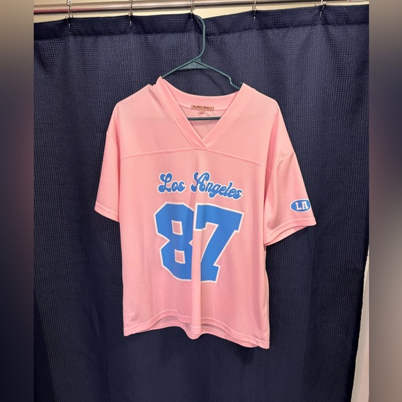 Fashionably Sporty Jersey Top (Baby Pink) size medium - Picture 3 of 4